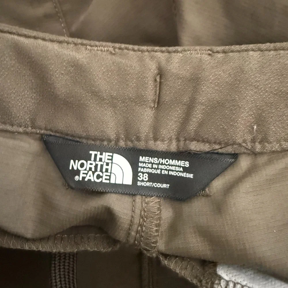 The North Face Convertible Pants Men's 38‎ Taupe 100% Nylon Snap Hiking Outdoor